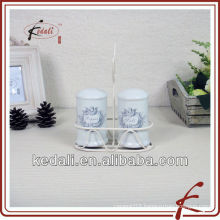 2014 ceramic salt and pepper pot